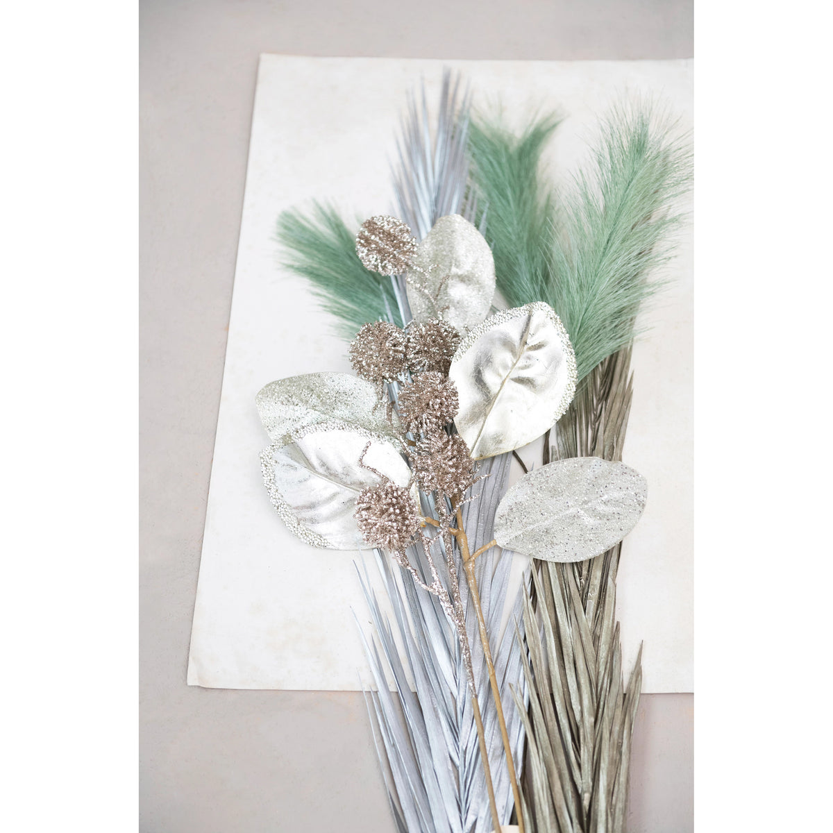 Magnolia 23" Silver Faux Leaf Plume