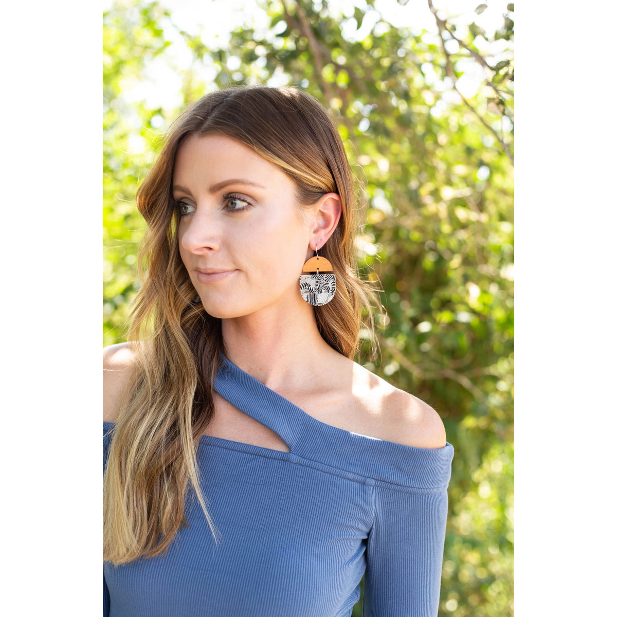 Safari Wood and Acrylic Deco Drops - One Amazing Find: Creative Home Market